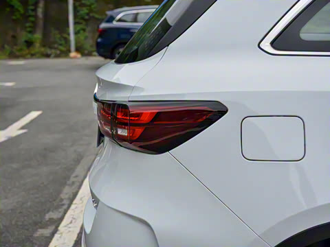 2021��  1.5T �ֶ���Ӣ�� 7��