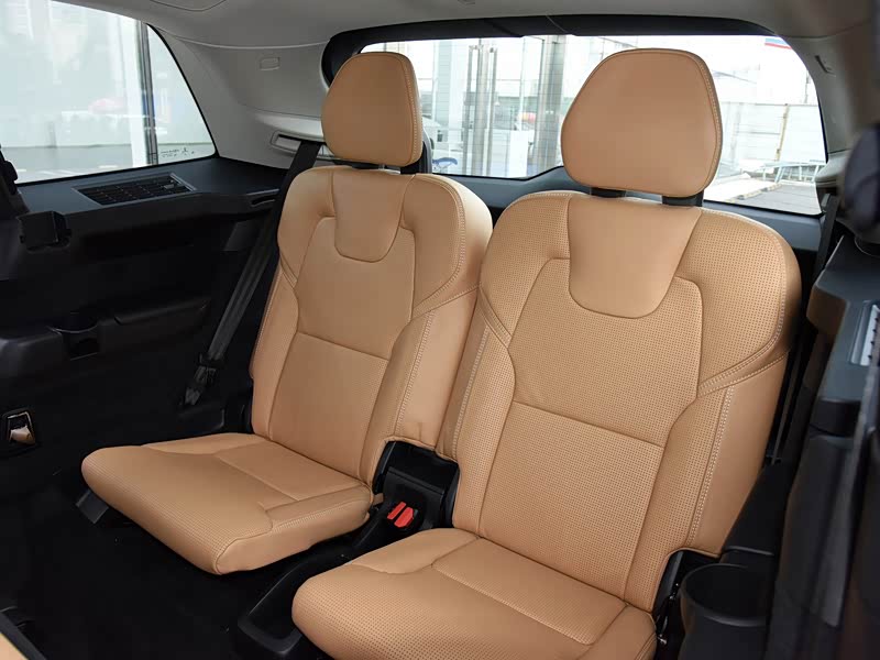 沃尔沃(进口) 沃尔沃xc90 2015款 2.0t t6 智尊版 7座