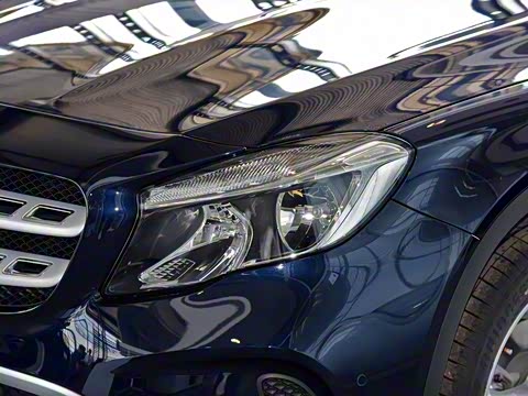 2017�� GLA 200 ������