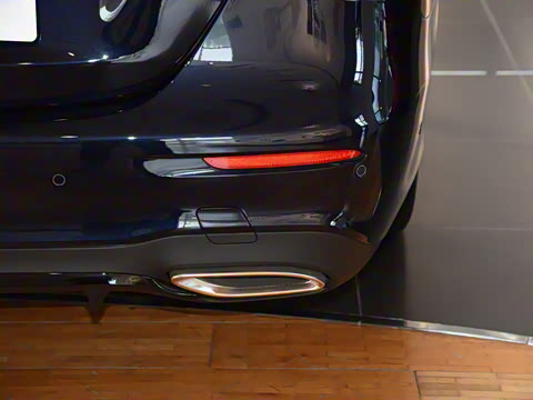 2021�� �Ŀ� E 260 ʱ�����˶���