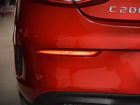 2018�� C 200 4MATIC ���ܳ�