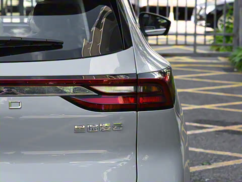 2021�� 400T �������