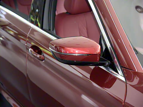 2021�� �Ŀ� 525Li M�˶���װ