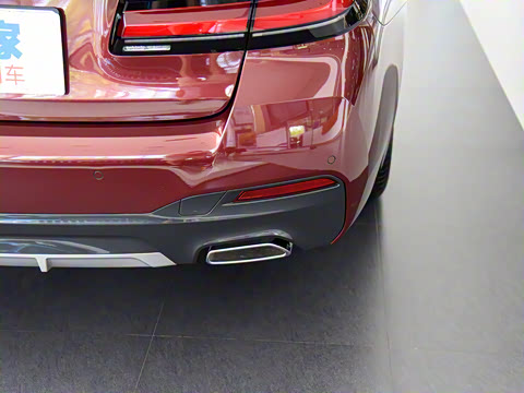 2021�� �Ŀ� 525Li M�˶���װ