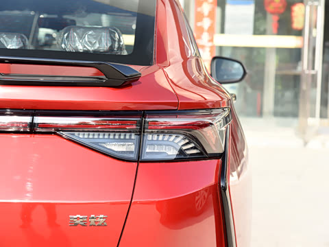 2021�� 230T �Զ�׷Ӱ��ʿ��