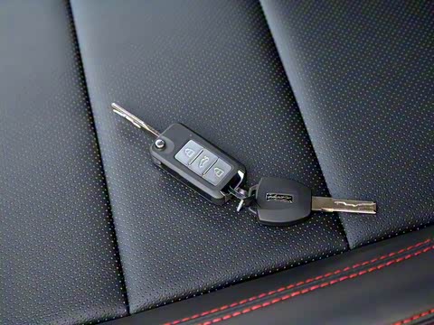 2016�� 1.5T �ֶ�����7���� ��V