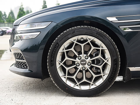 2021�� 2.5T �����콢��