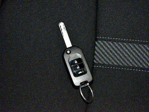 2016�� 180TURBO CVT���ʰ�