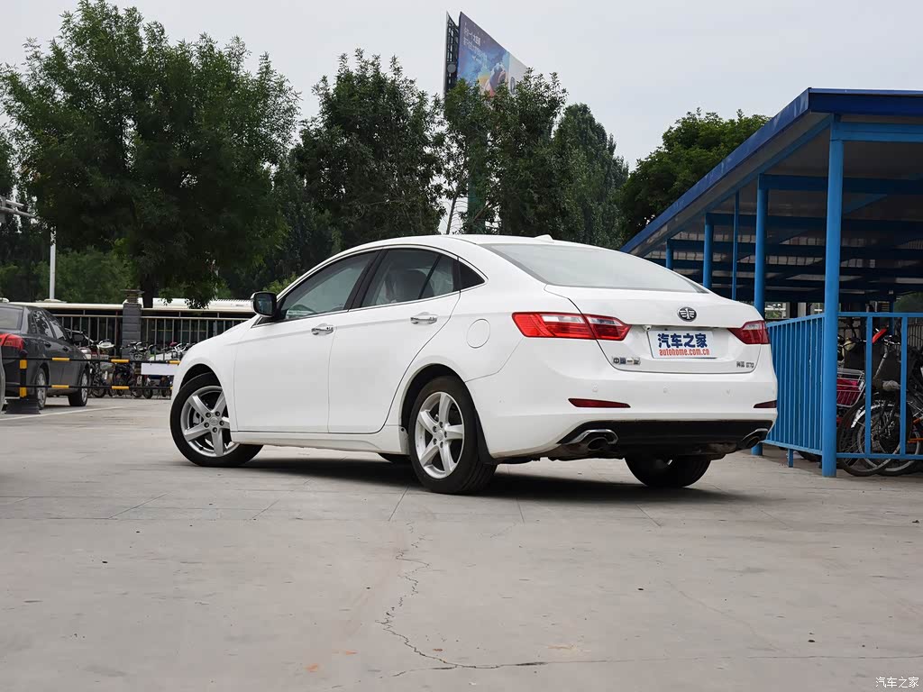 一汽奔腾 奔腾b70 2016款 2.0l 自动尊享型