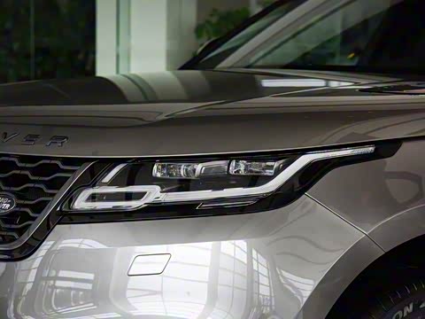 2017�� P380 R-DYNAMIC SE