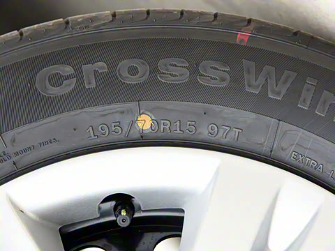 2022�� �ܶ��� M5L 1.6L ������ 9��