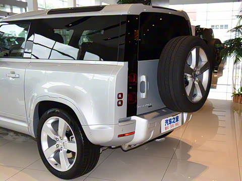 2022�� 90 3.0T P400 XS