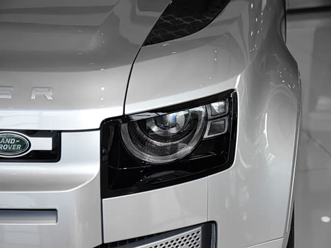 2022�� 90 3.0T P400 XS