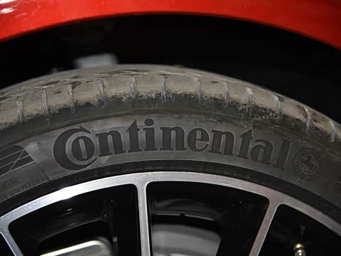 2018�� C 200 4MATIC ���ܳ�