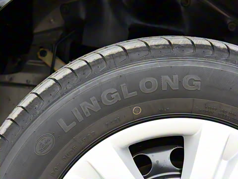 2022�� �ܶ��� M5L 1.6L ������ 9��