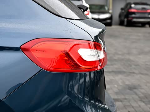 2015�� 2.7T ������ҫ��