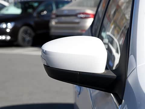 2018�� 1.6L �Զ����ʰ�