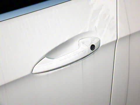 2015�� �Ŀ� E 260 L �˶�ʱ����