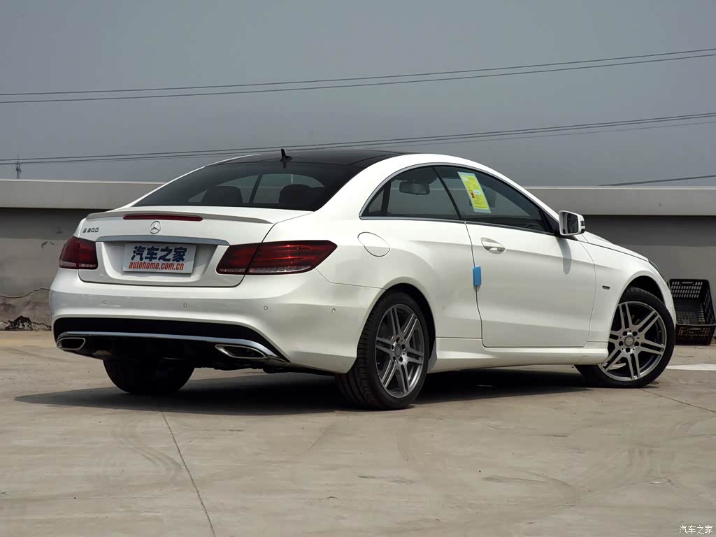 奔驰(进口) 奔驰e级(进口) 2016款 e 200 轿跑车 灵动版