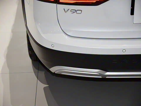 2022�� Cross Country B5 AWD �����