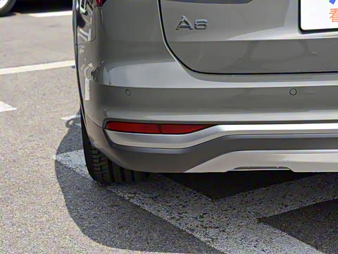 2022�� allroad quattro ̽���� 55 TFSI ����ԽҰ��