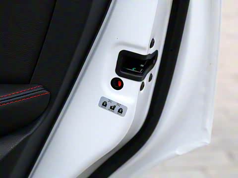 2016�� 1.5T �ֶ�����7���� ��V