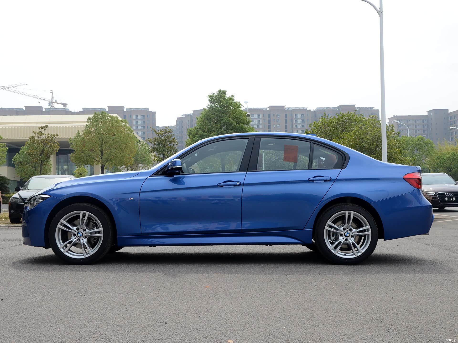 开个小玩笑神似