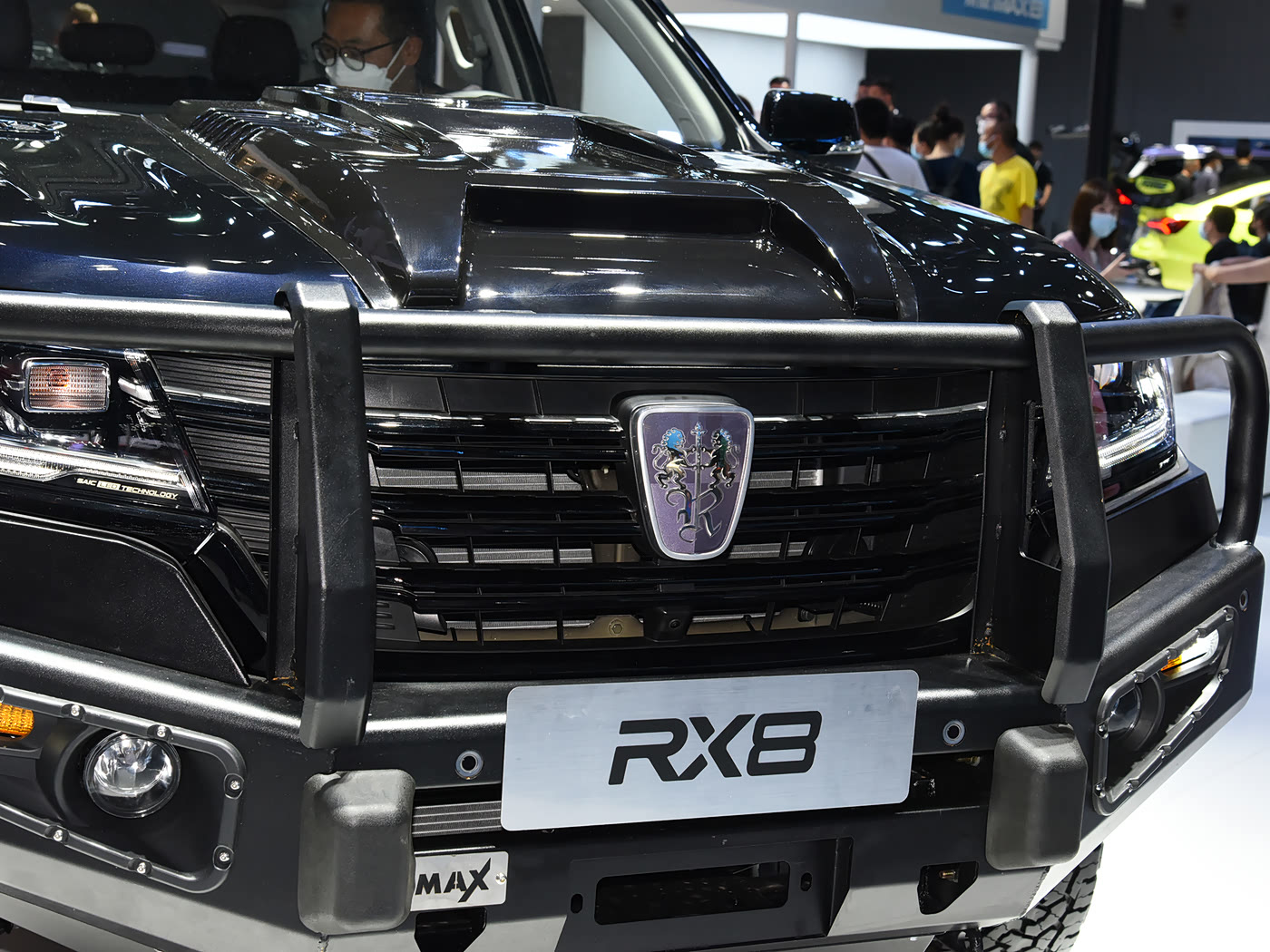 汽车之家>汽车图片>荣威>荣威rx8>2021款改装版>当前车型2021款 改装