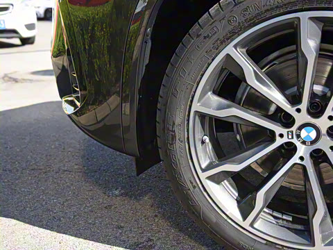 2022�� xDrive30i ������ M��ҹ��װ