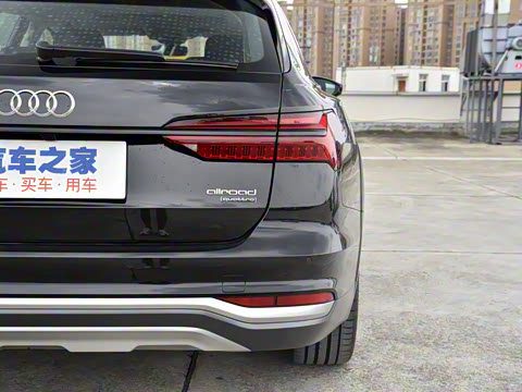 2022�� allroad quattro ̽���� 55 TFSI ����ԽҰ��