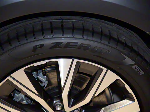 2022�� Cross Country B5 AWD �����