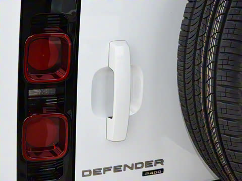 2022�� 110 P400 X-DYNAMIC HSE