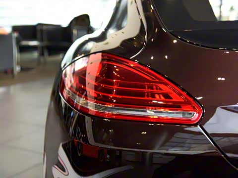 2016�� Panamera 4 Edition 3.0T