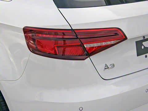 2017�� Sportback 35 TFSI ��ȡ��