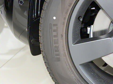 2022�� 110 P400 X-DYNAMIC HSE