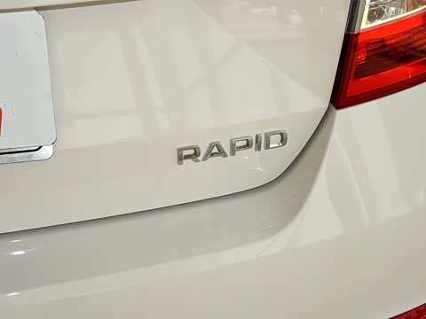 2016�� �Ŀ� 1.6L �Զ�ǰ�а�