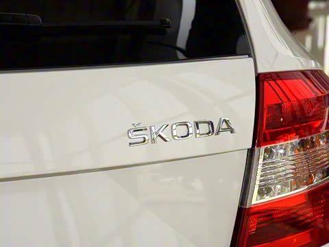 2016�� �Ŀ� 1.6L �Զ�ǰ�а�