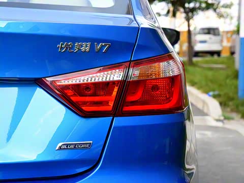 2016�� 1.6L �Զ���Ȥ�� ��V