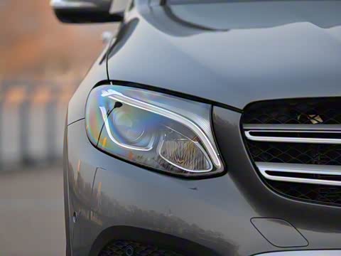 2016�� GLC 260 4MATIC ������