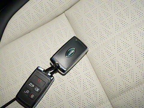 2021�� ����L 249PS R-Dynamic First edition �׷���