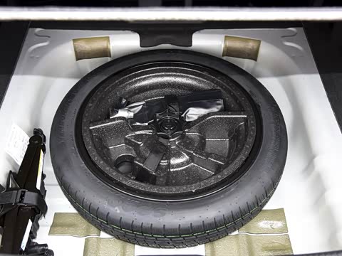 2016�� Limousine 35 TFSI ��Ӣ��