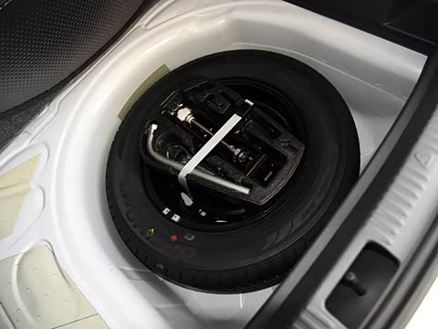 2016�� �Ŀ� 1.6L �Զ�ǰ�а�