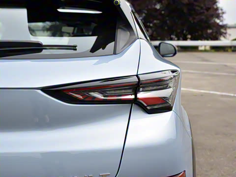 2021�� 1.5T �˶��� �콢��