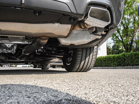 2022�� 525i M�˶���װ