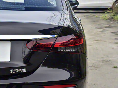 2021�� �Ŀ� E 300 L �˶�ʱ����