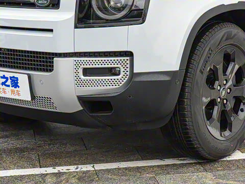 2022�� 110 P400e