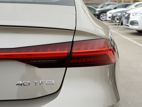 2021�� 40 TFSI ������