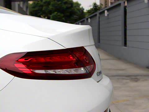 2018�� C 200 ���ܳ�