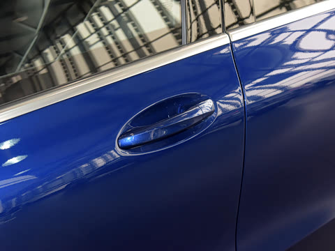 2021�� EQC 350 4MATIC