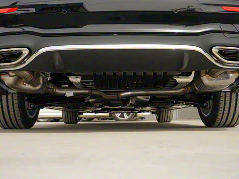 2021�� �Ŀ� E 300 L �˶������